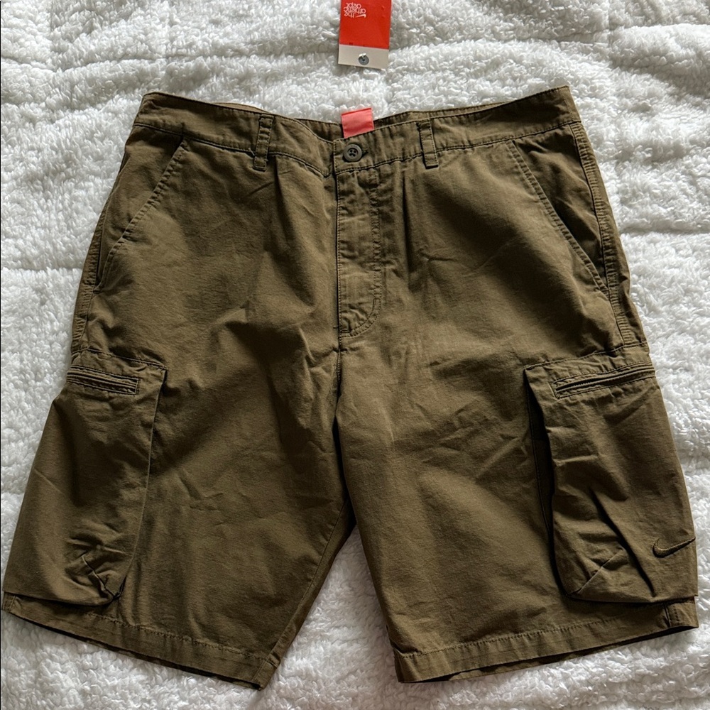 Nike Men's Olive Cargo Shorts